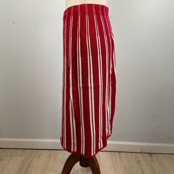 Vintage Savion Sweater and Matching Skirt Size 10 - Picture 10 of 12